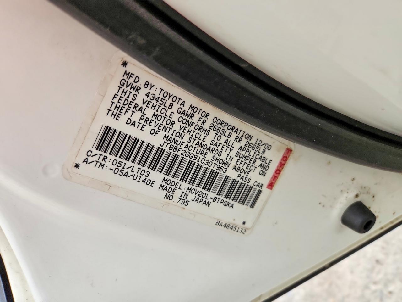 2001 LEXUS ES 300 photo 23