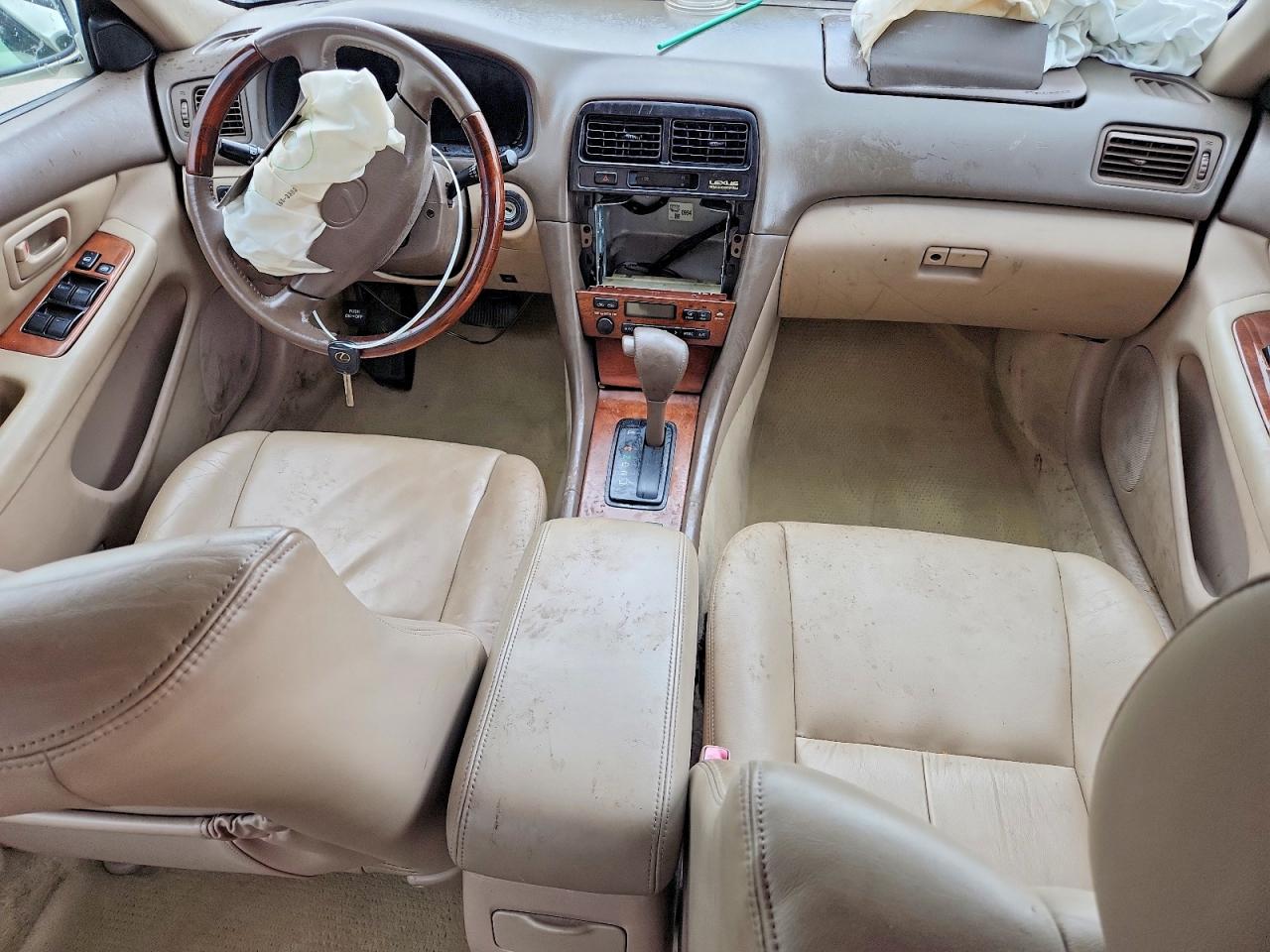 2001 LEXUS ES 300 photo 15