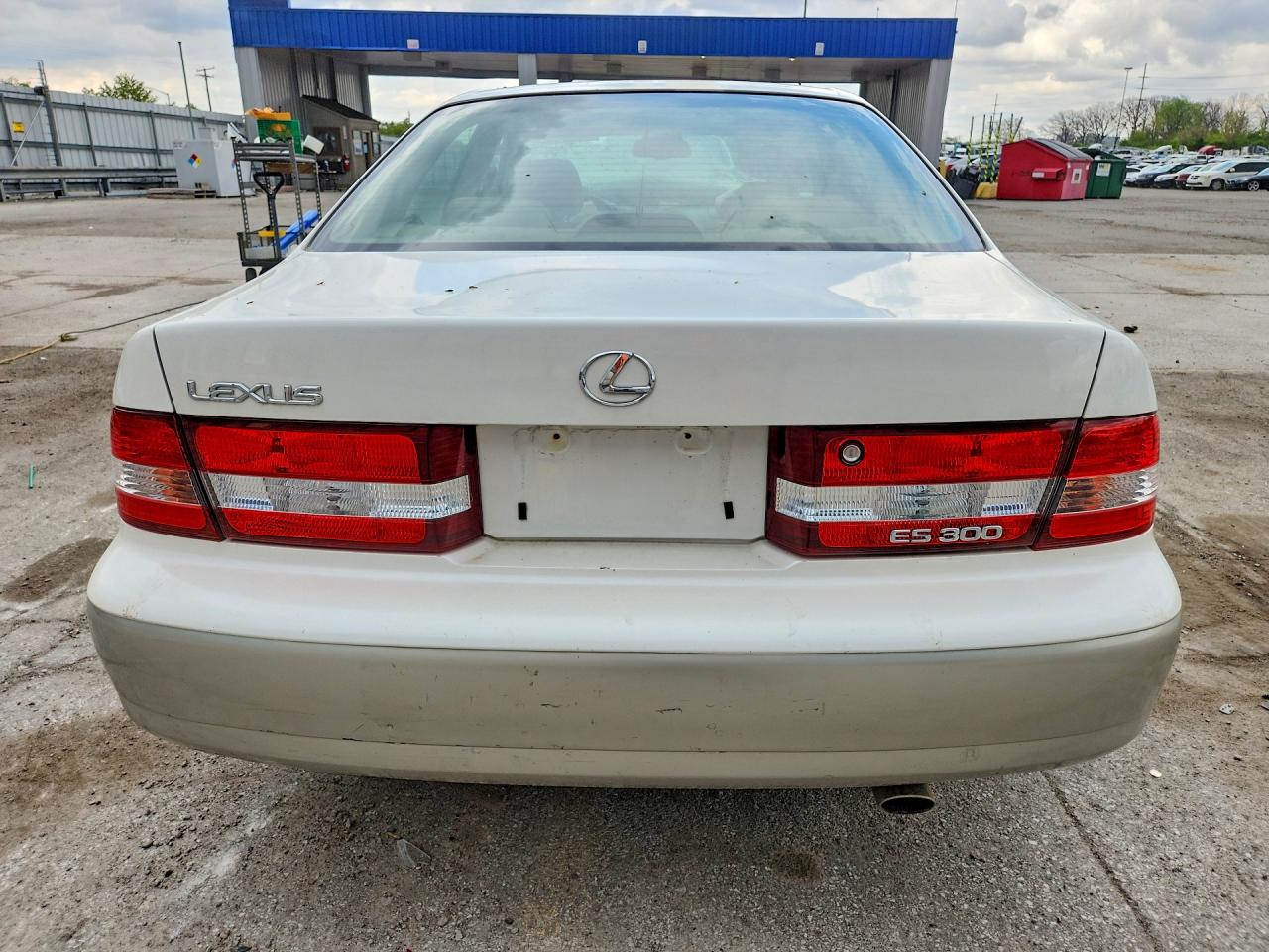 2001 LEXUS ES 300 photo 11