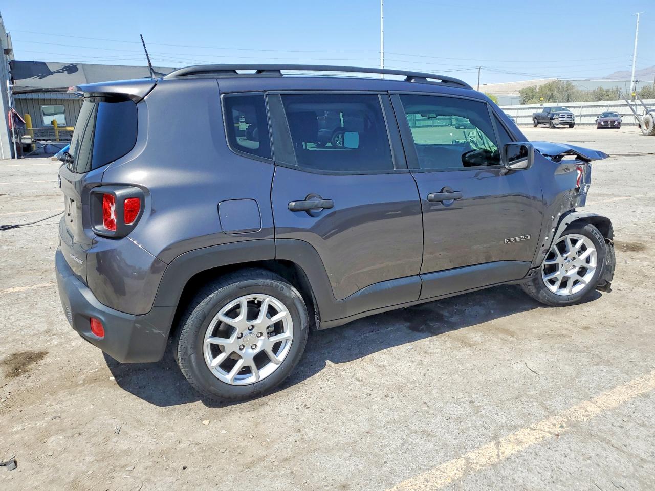2020 JEEP RENEGADE SPORT photo 3