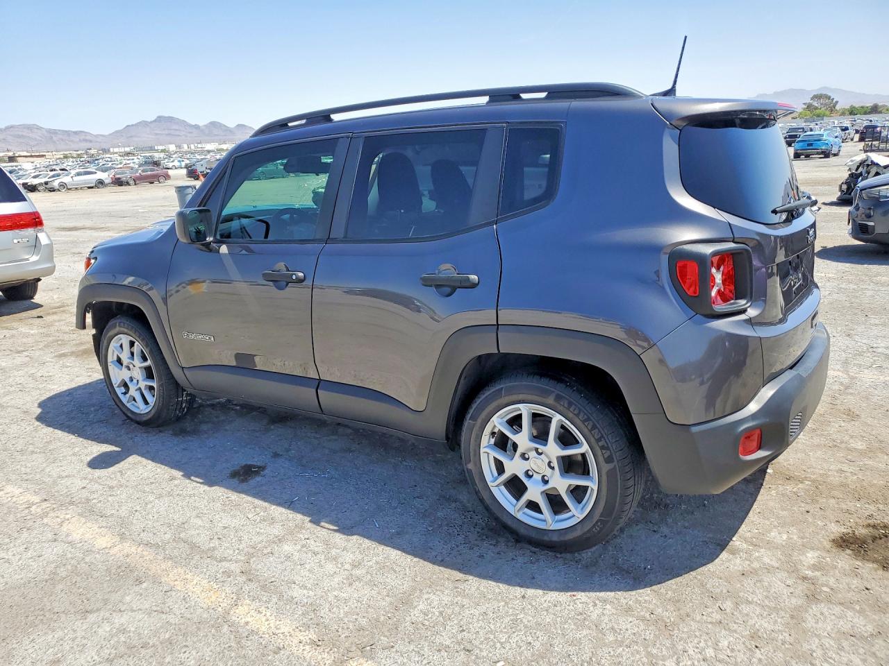 2020 JEEP RENEGADE SPORT photo 2