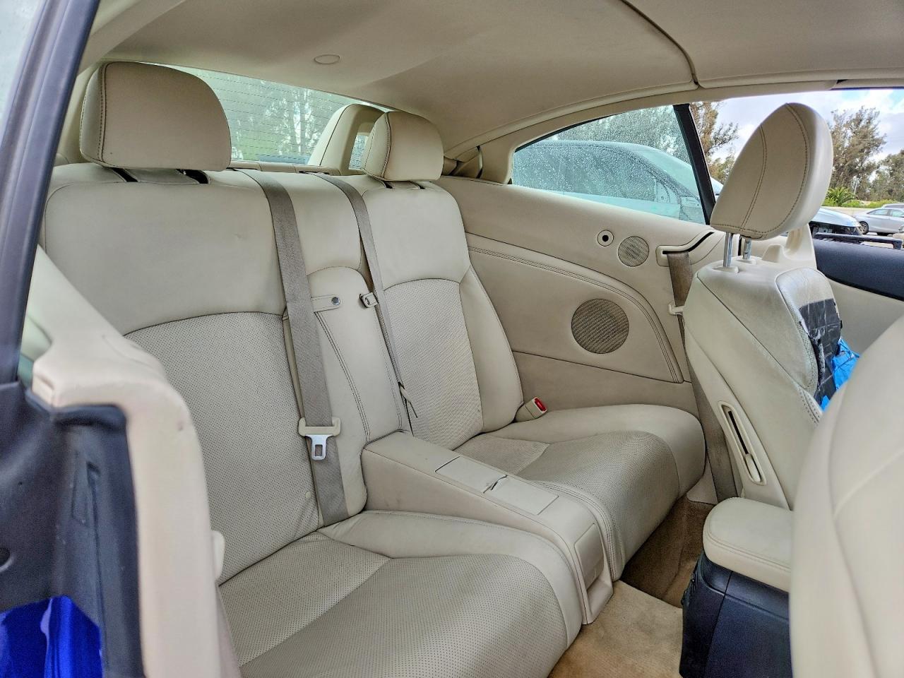 2010 LEXUS IS 250 photo 19