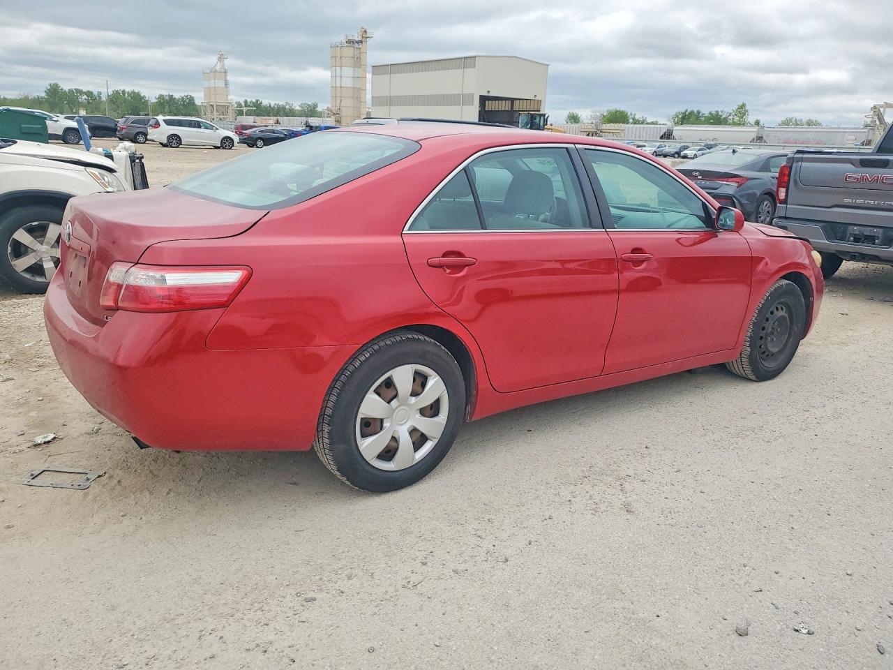2009 TOYOTA CAMRY LE photo 3