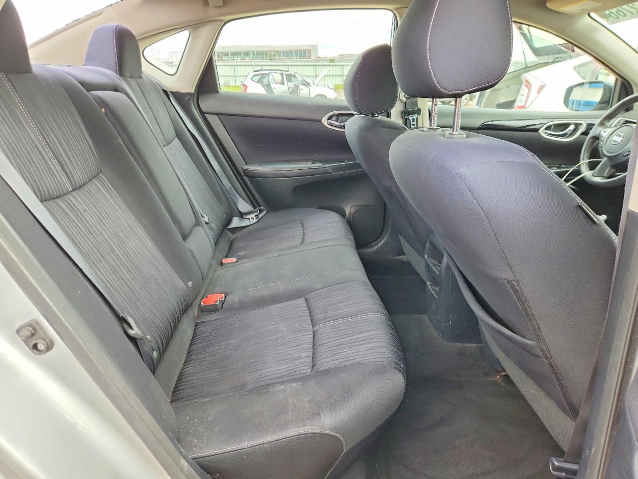 2016 NISSAN SENTRA SV photo 19