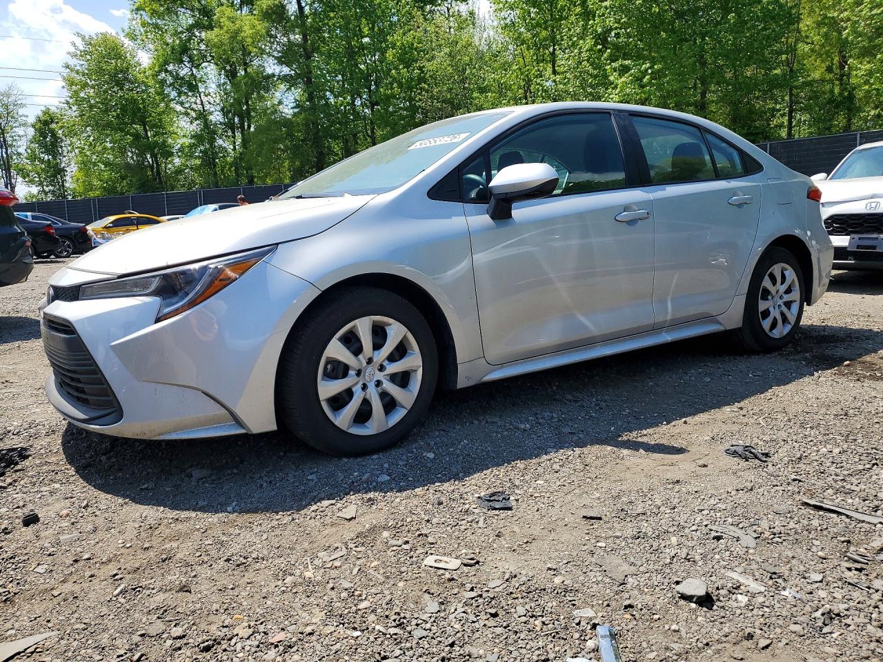 2025 TOYOTA COROLLA