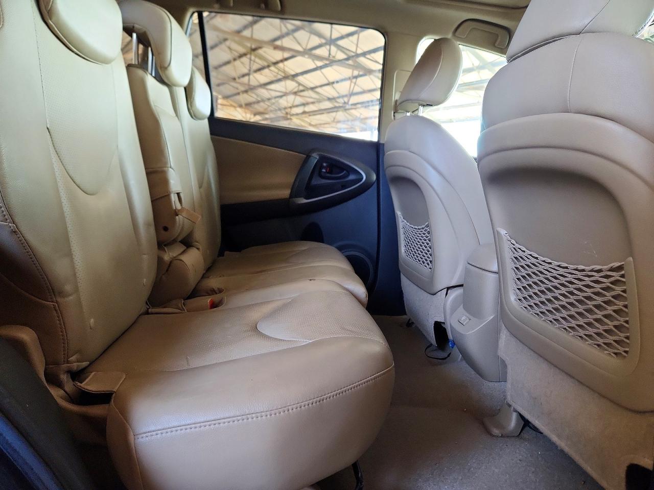 2011 TOYOTA RAV4 LIMITED photo 31
