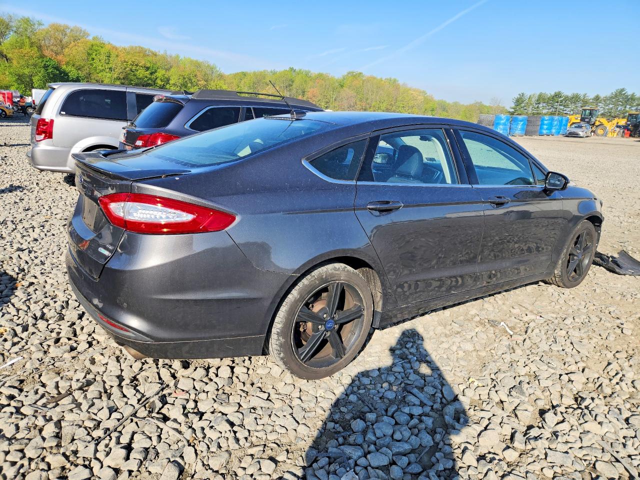 2016 FORD FUSION SE photo 5