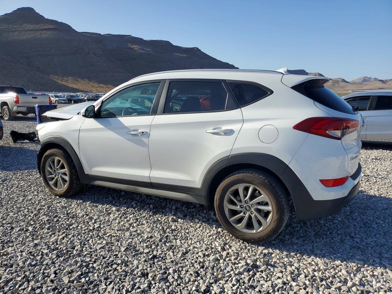2018 HYUNDAI TUCSON SEL photo 3