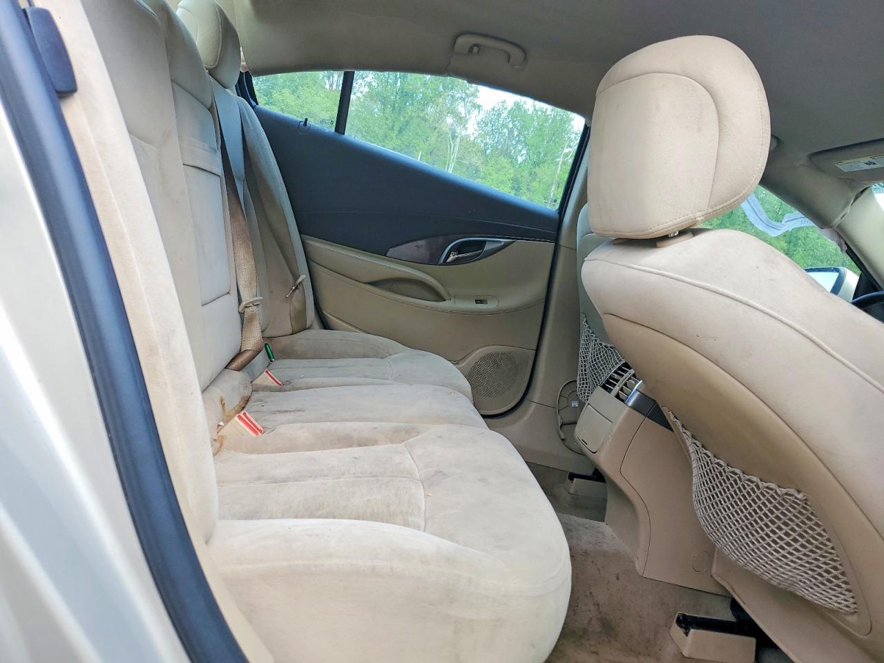 2011 BUICK LACROSSE CX photo 28