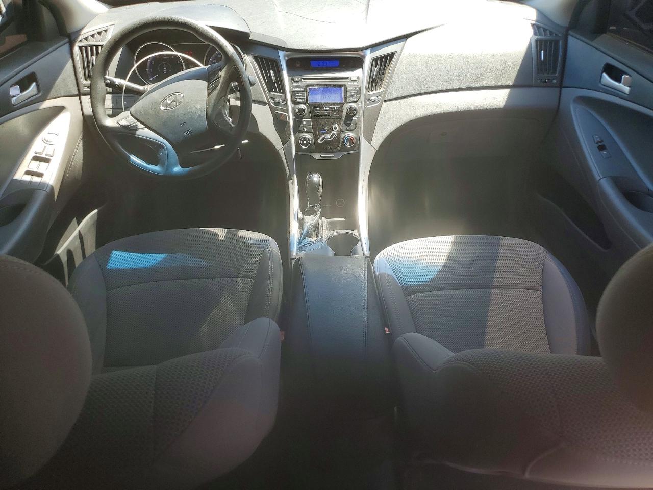 2013 HYUNDAI SONATA photo 8