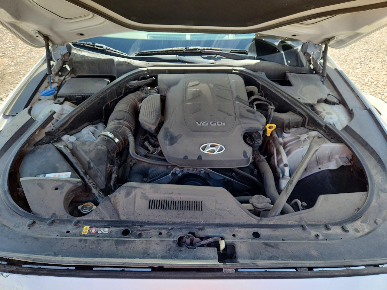 2015 HYUNDAI GENESIS 3.8L photo 21