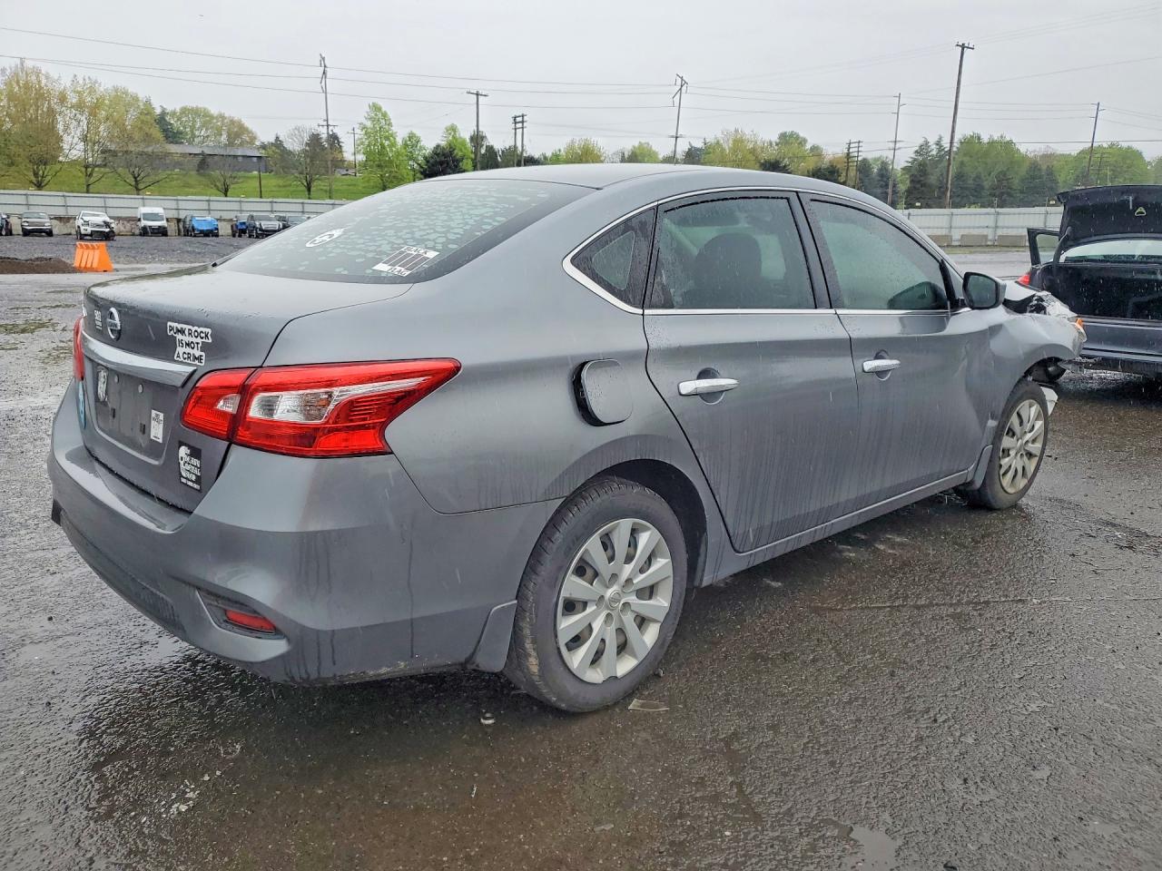 2017 NISSAN SENTRA S photo 5