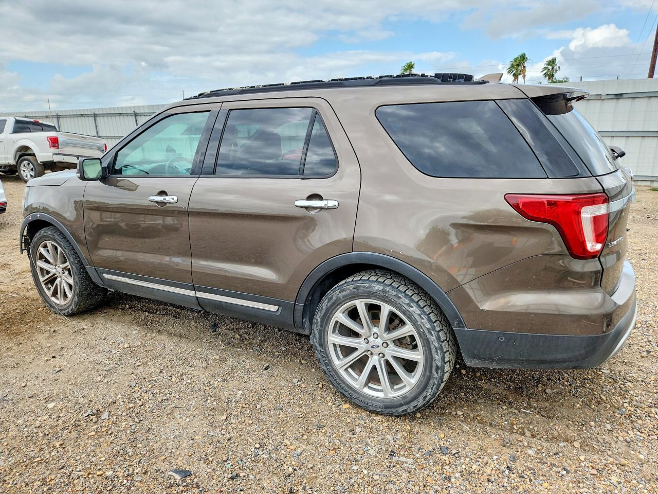 2016 FORD EXPLORER LIMITED photo 3