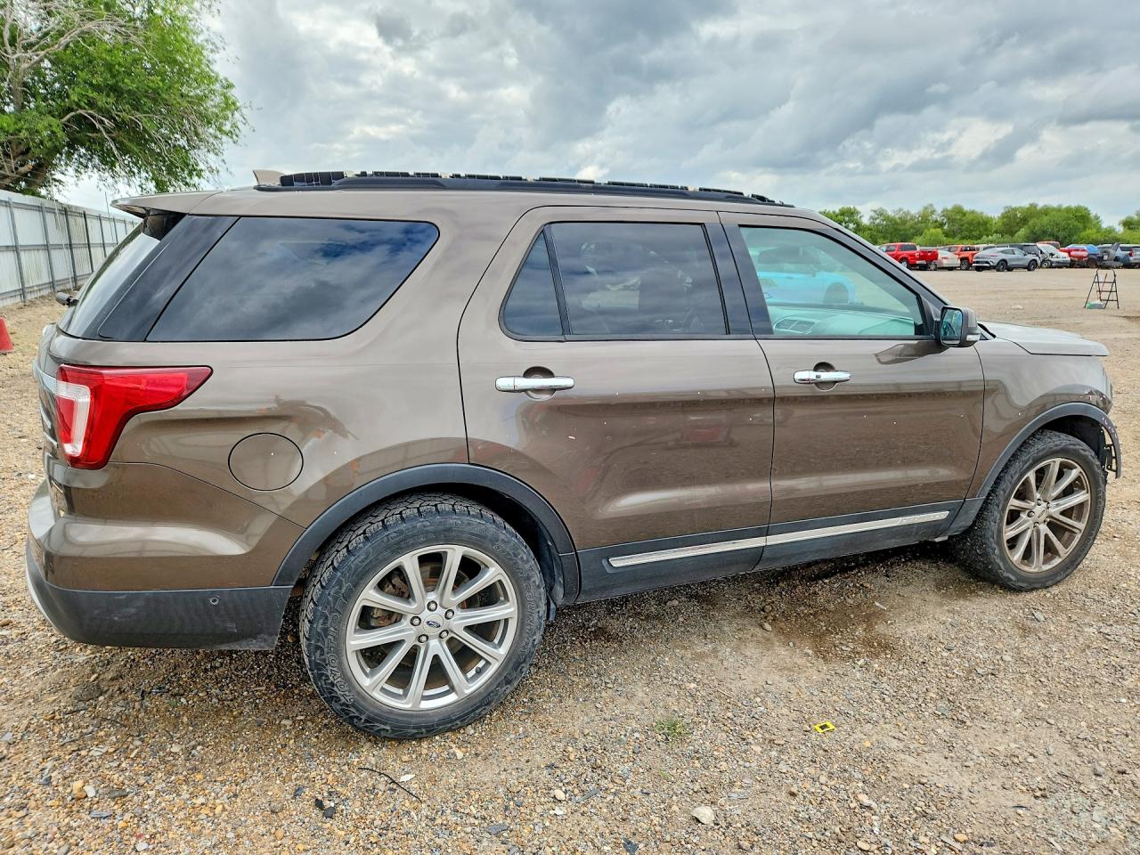 2016 FORD EXPLORER LIMITED photo 5