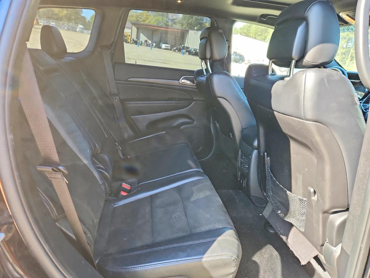 2022 JEEP GRAND CHEROKEE LAREDO E photo 31