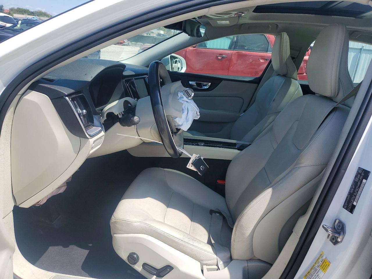 2020 VOLVO S60 T5 MOMENTUM photo 7