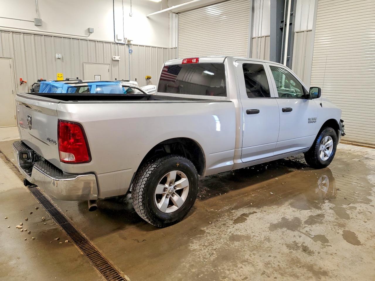 2014 RAM 1500 ST photo 3
