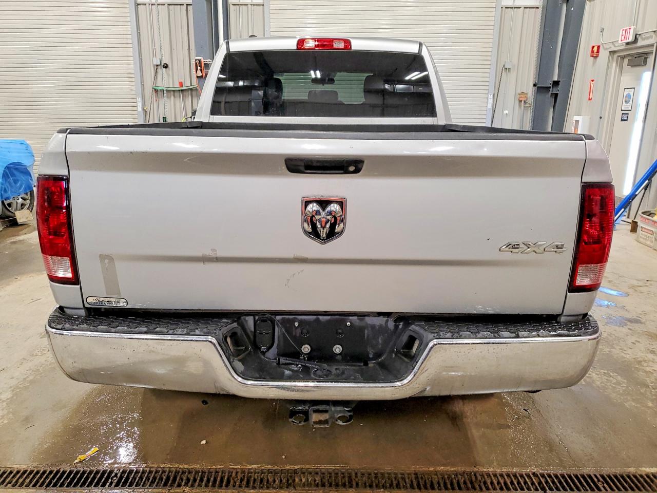 2014 RAM 1500 ST photo 6