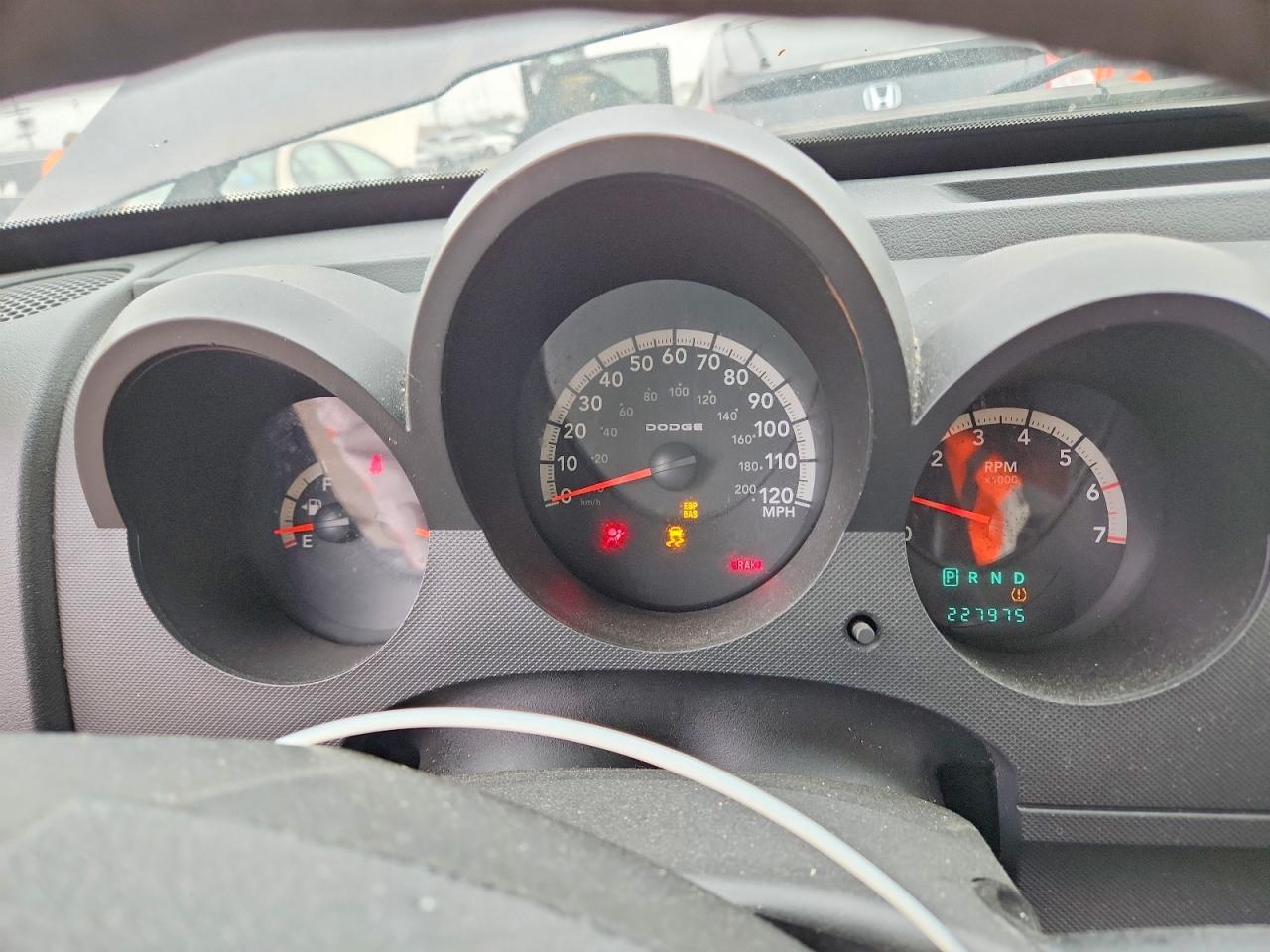 2008 DODGE NITRO SXT photo 25