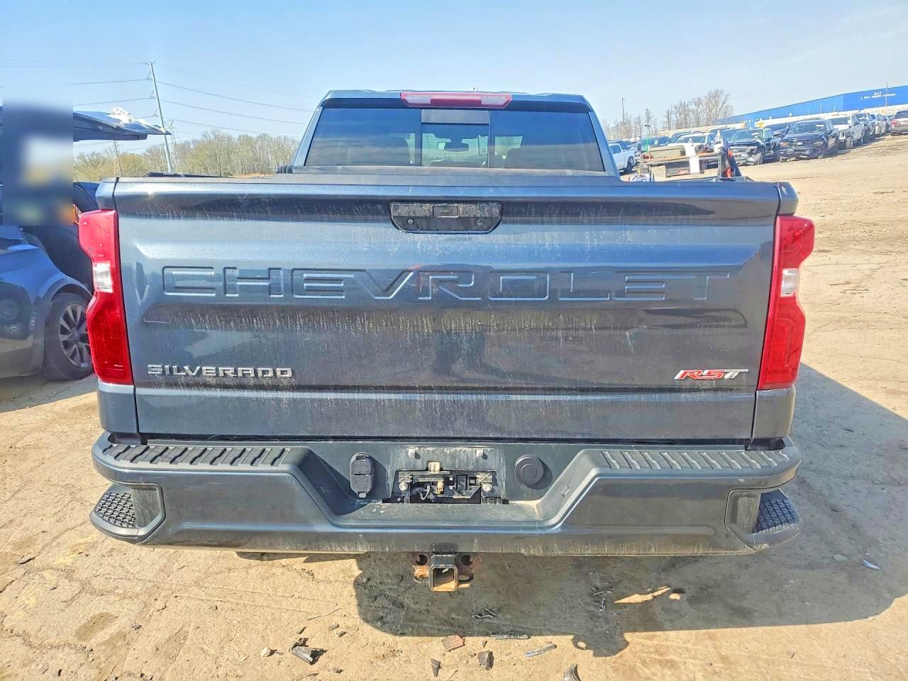 2020 CHEVROLET SILVERADO K1500 RST photo 11