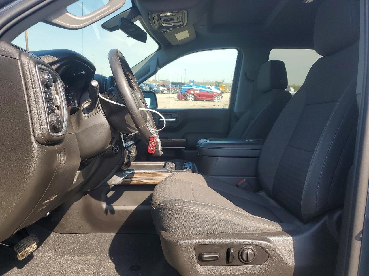 2020 CHEVROLET SILVERADO K1500 RST photo 13