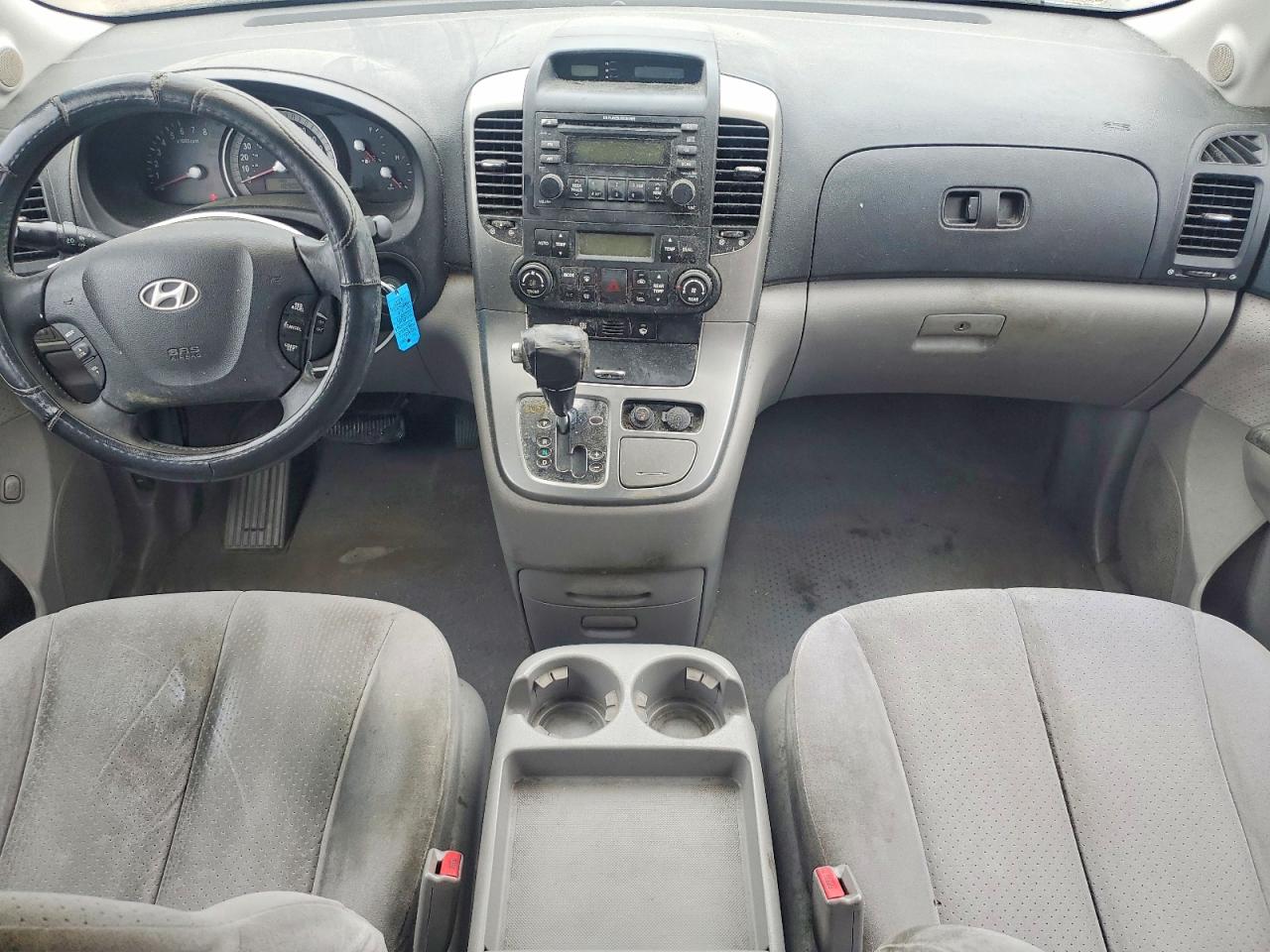2007 HYUNDAI ENTOURAGE GLS photo 15