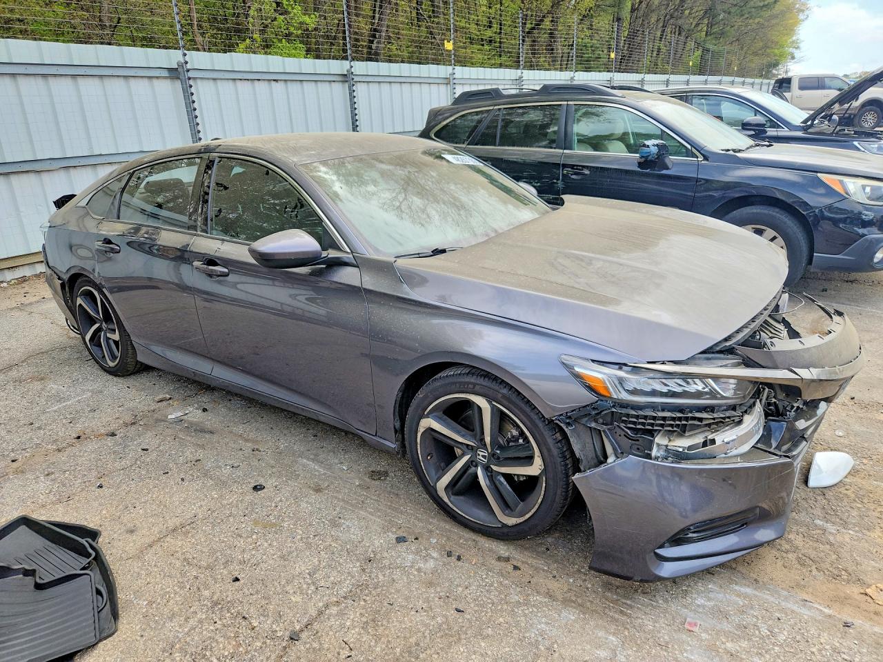 2018 HONDA ACCORD SPORT photo 4