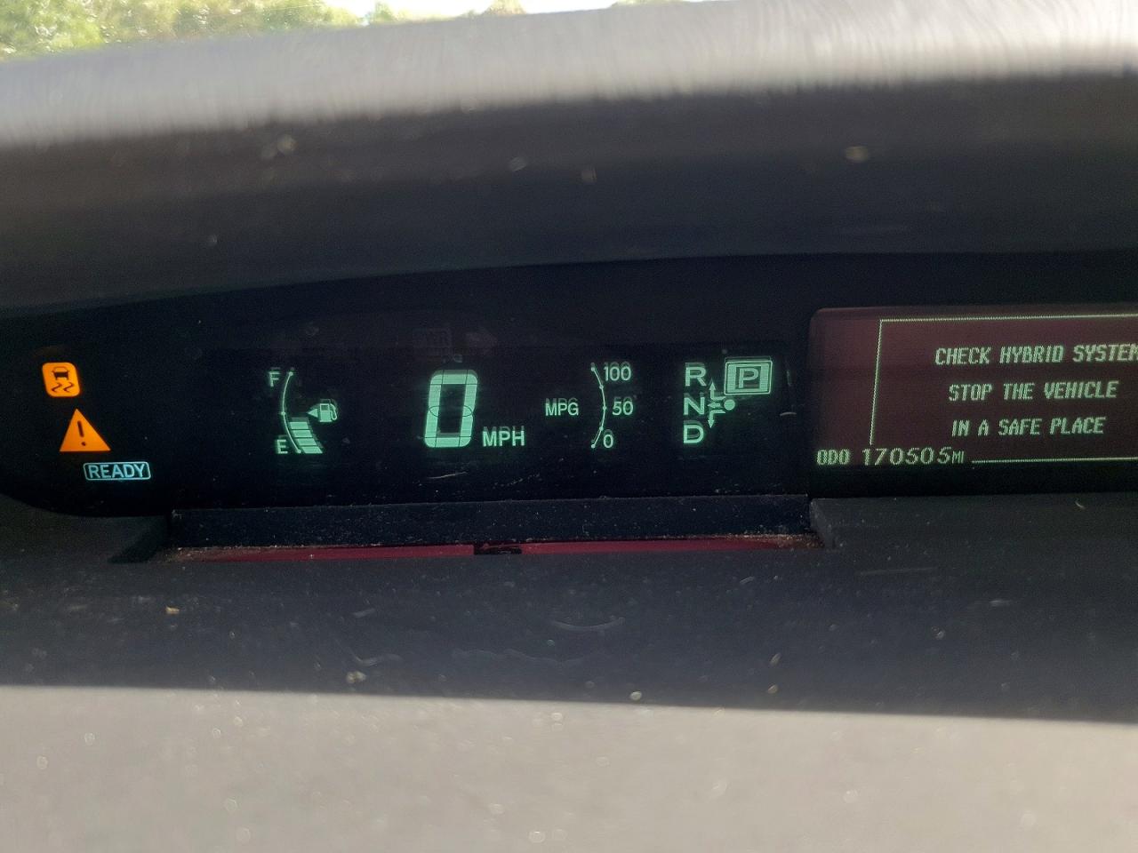 2013 TOYOTA PRIUS TWO photo 25