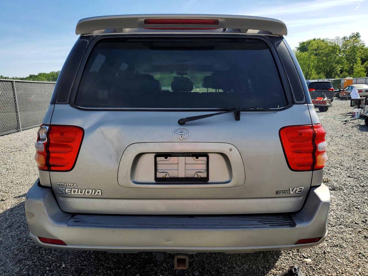 2004 TOYOTA SEQUOIA LIMITED photo 16
