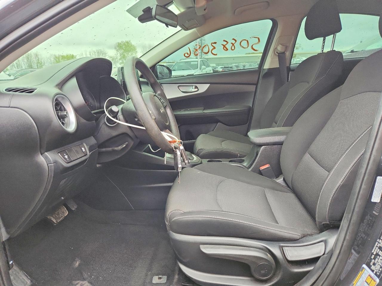 2024 KIA FORTE LXS photo 13