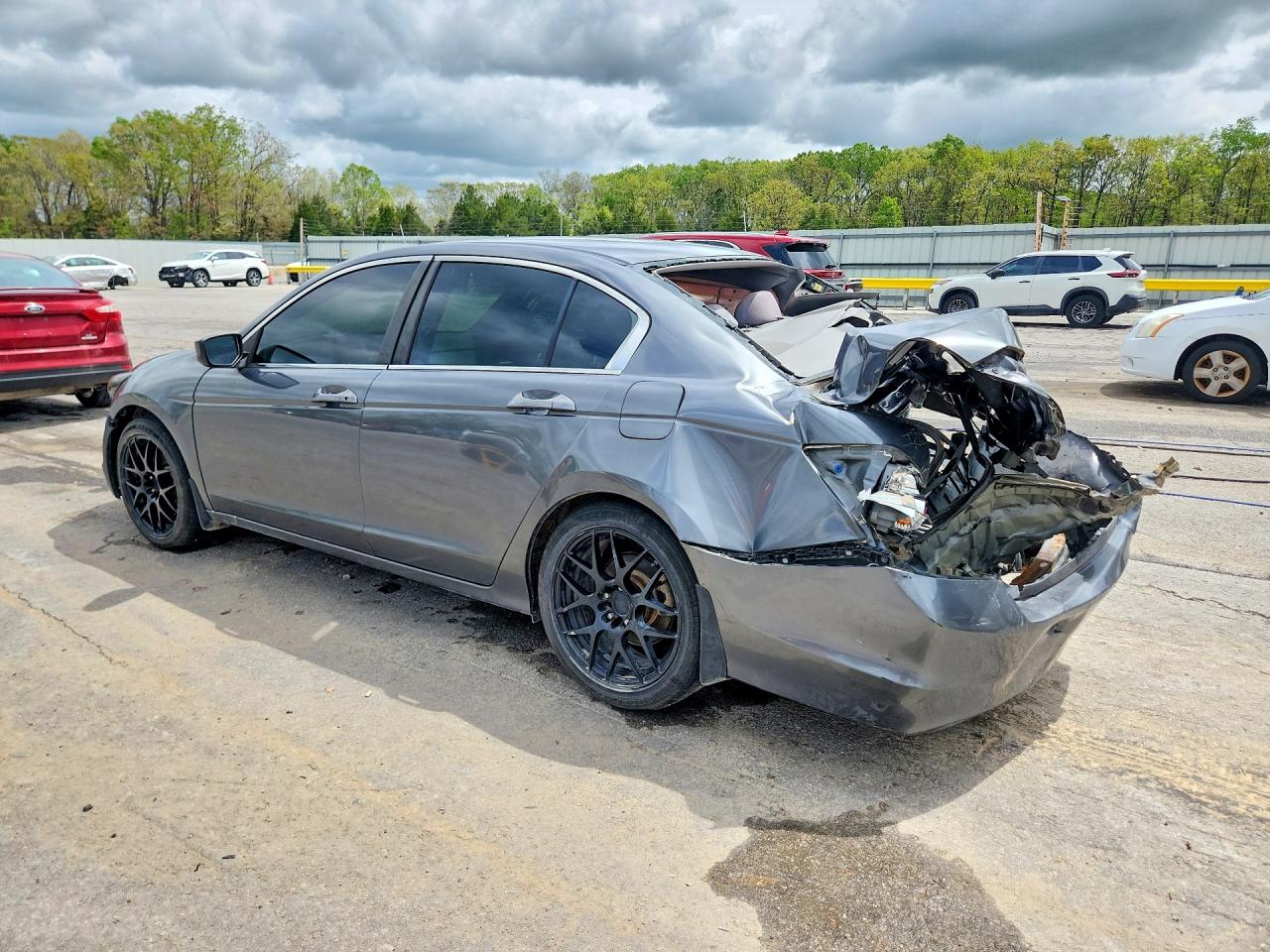 2010 HONDA ACCORD LX photo 2