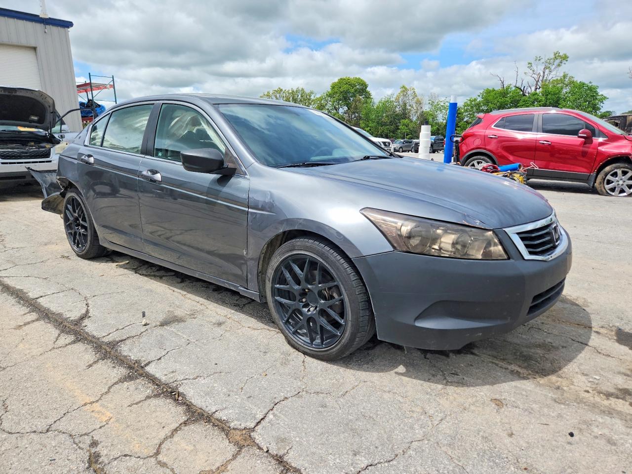 2010 HONDA ACCORD LX photo 4
