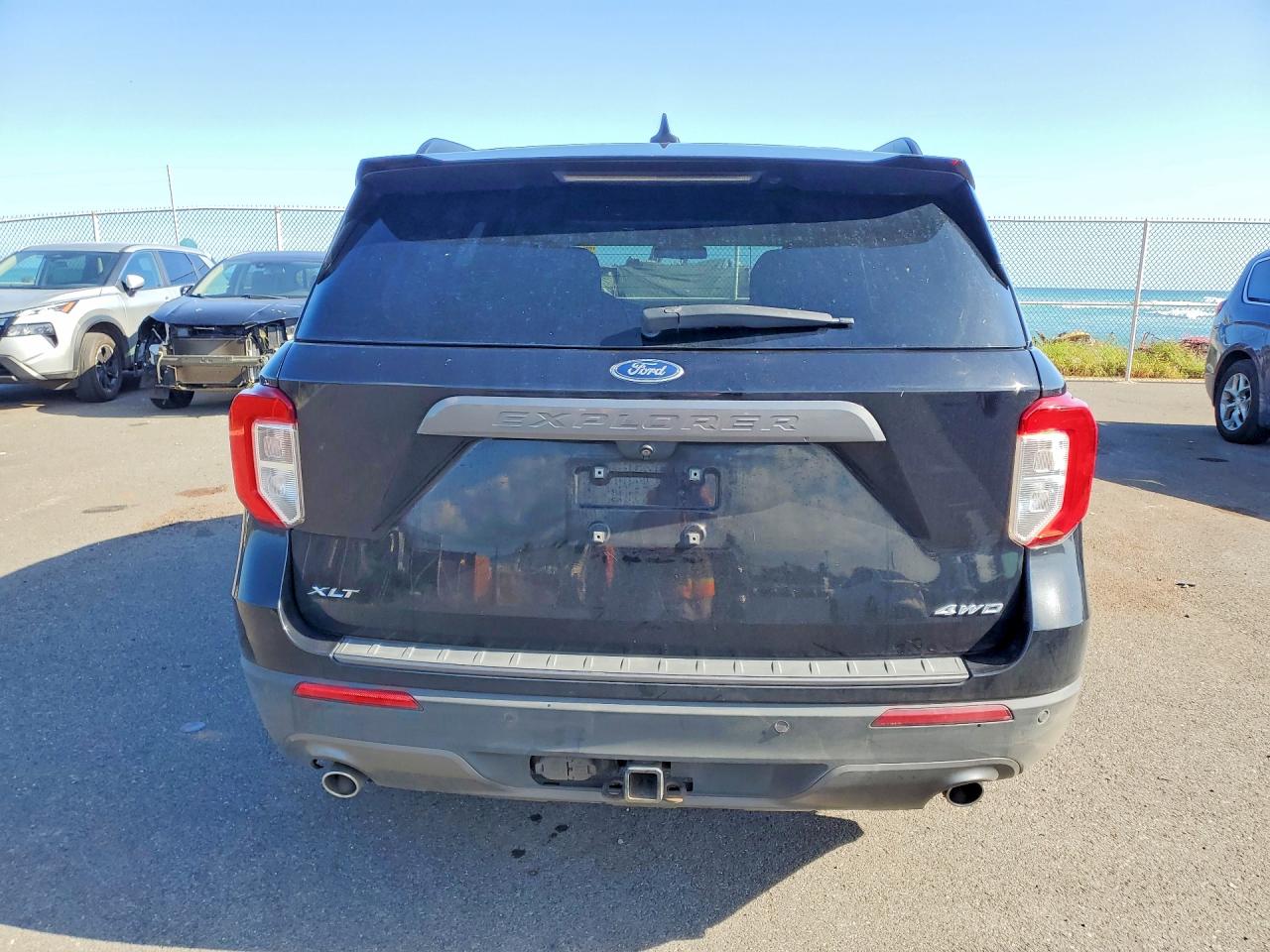 2021 FORD EXPLORER XLT photo 11
