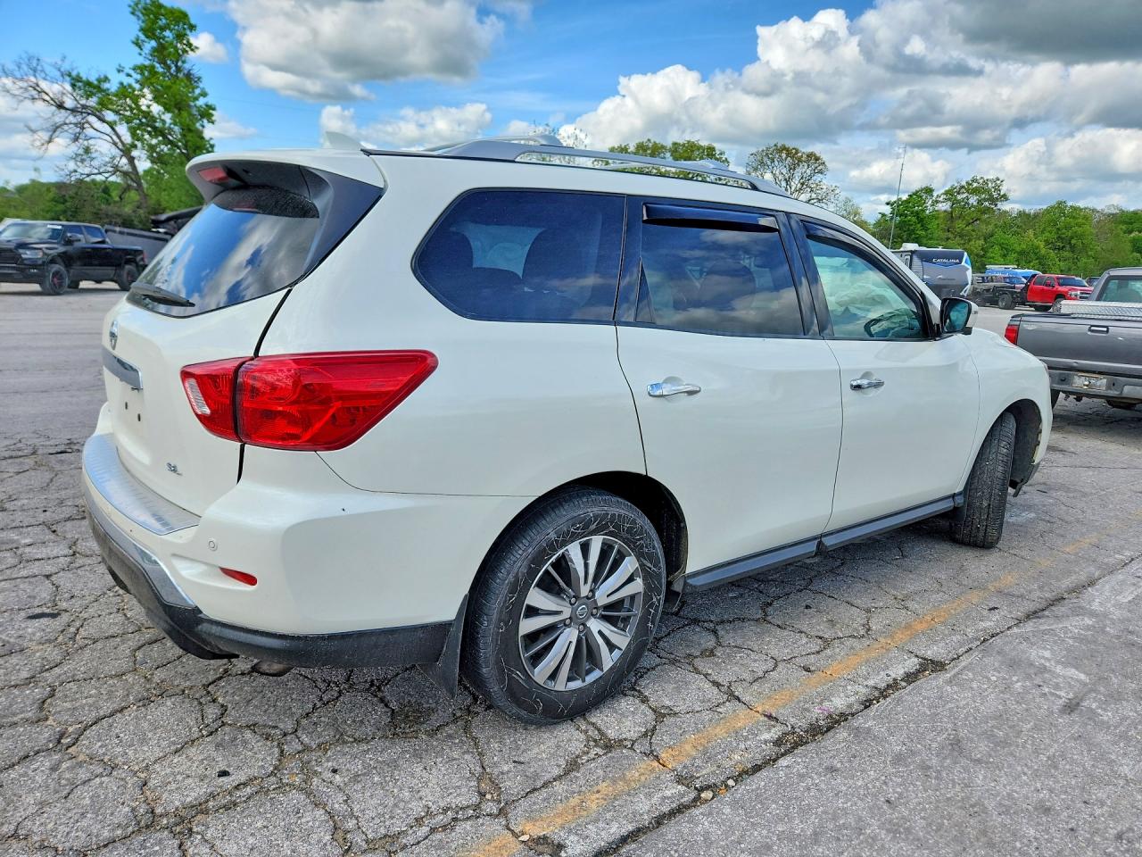 2020 NISSAN PATHFINDER SL photo 5