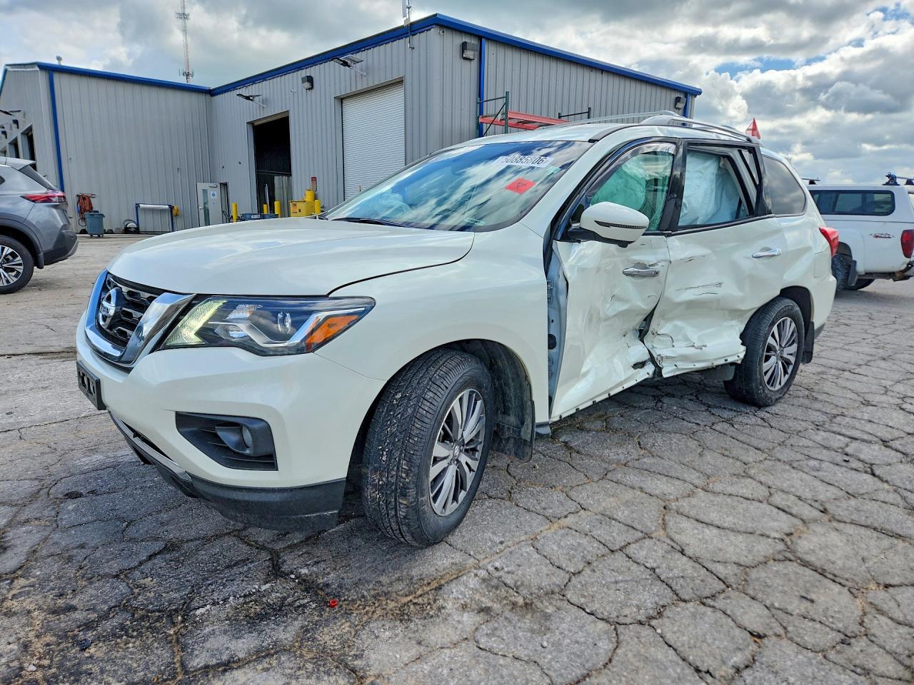 2020 NISSAN PATHFINDER