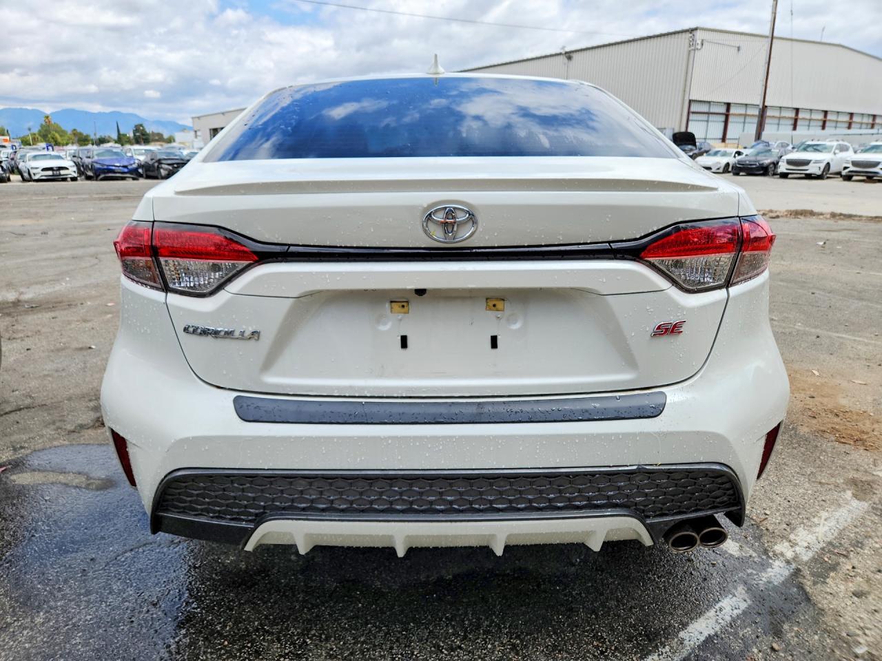 2021 TOYOTA COROLLA SE photo 16