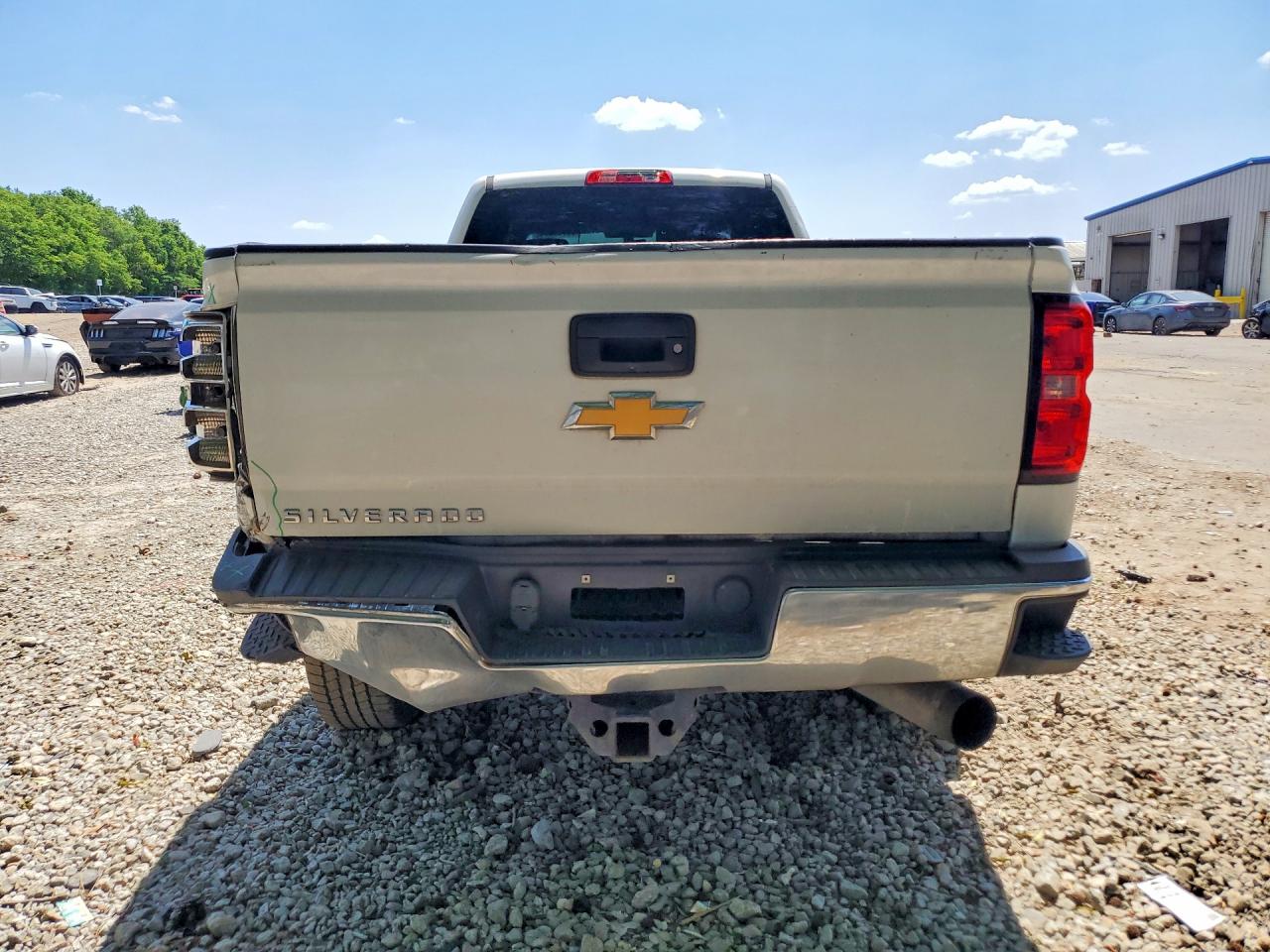 2016 CHEVROLET SILVERADO K2500 HEAVY DUTY photo 16