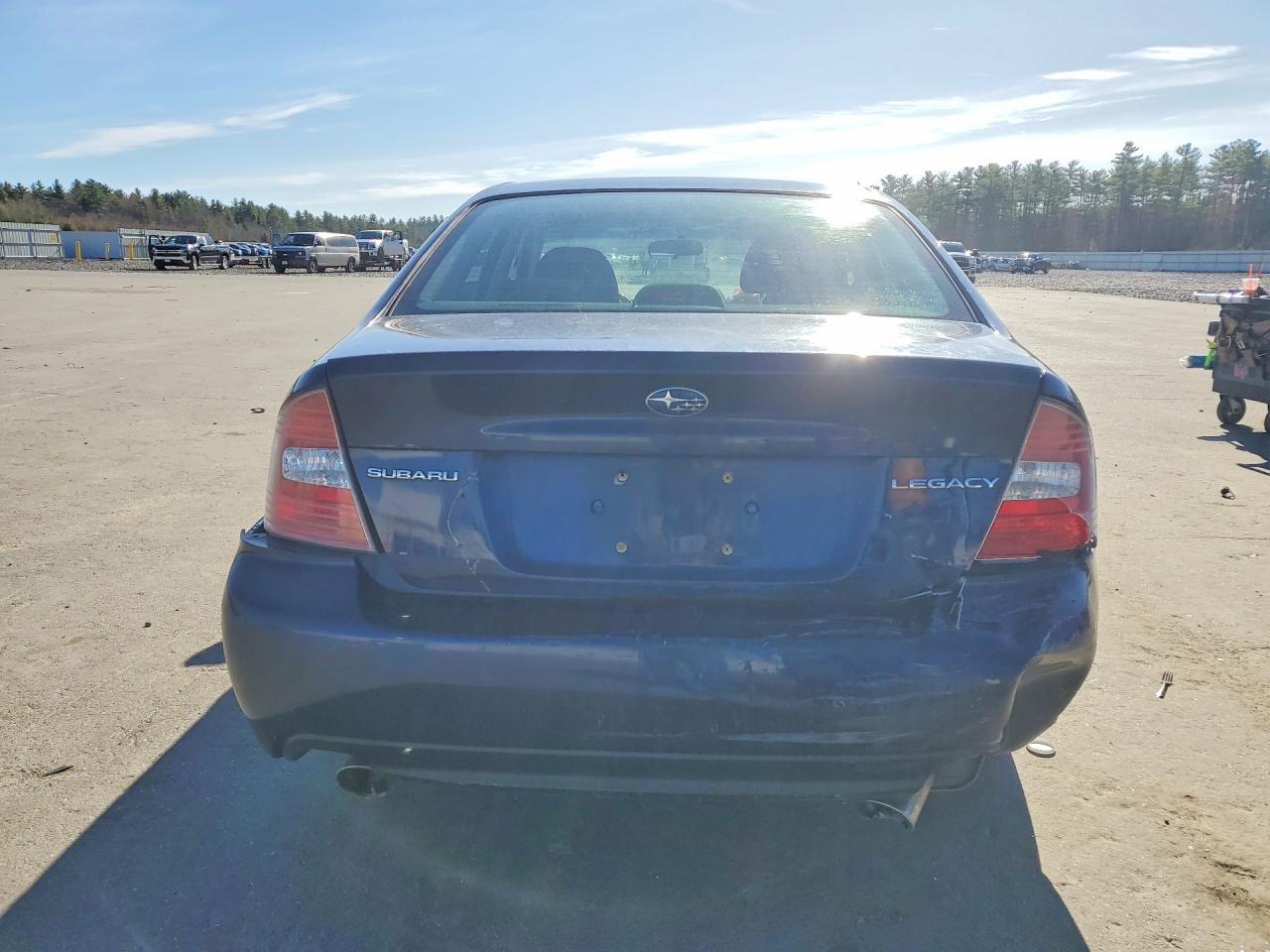 2005 SUBARU LEGACY photo 16