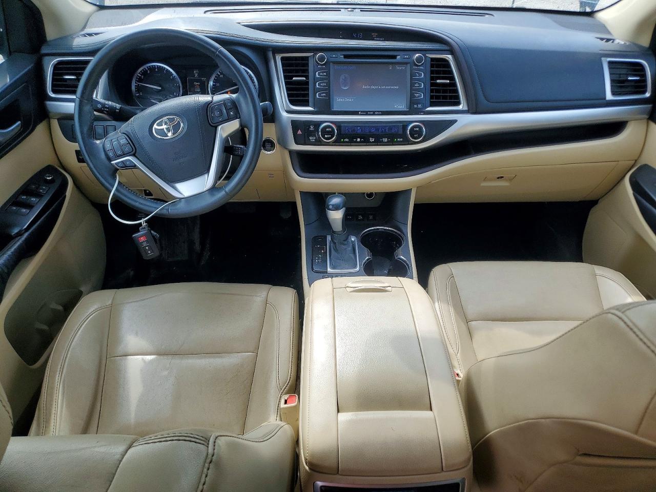 2016 TOYOTA HIGHLANDER XLE photo 15