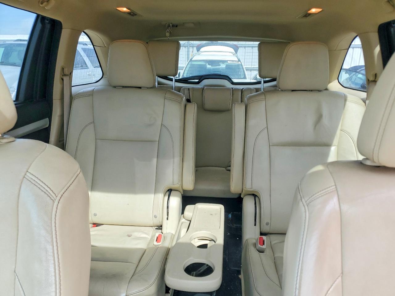 2016 TOYOTA HIGHLANDER XLE photo 19