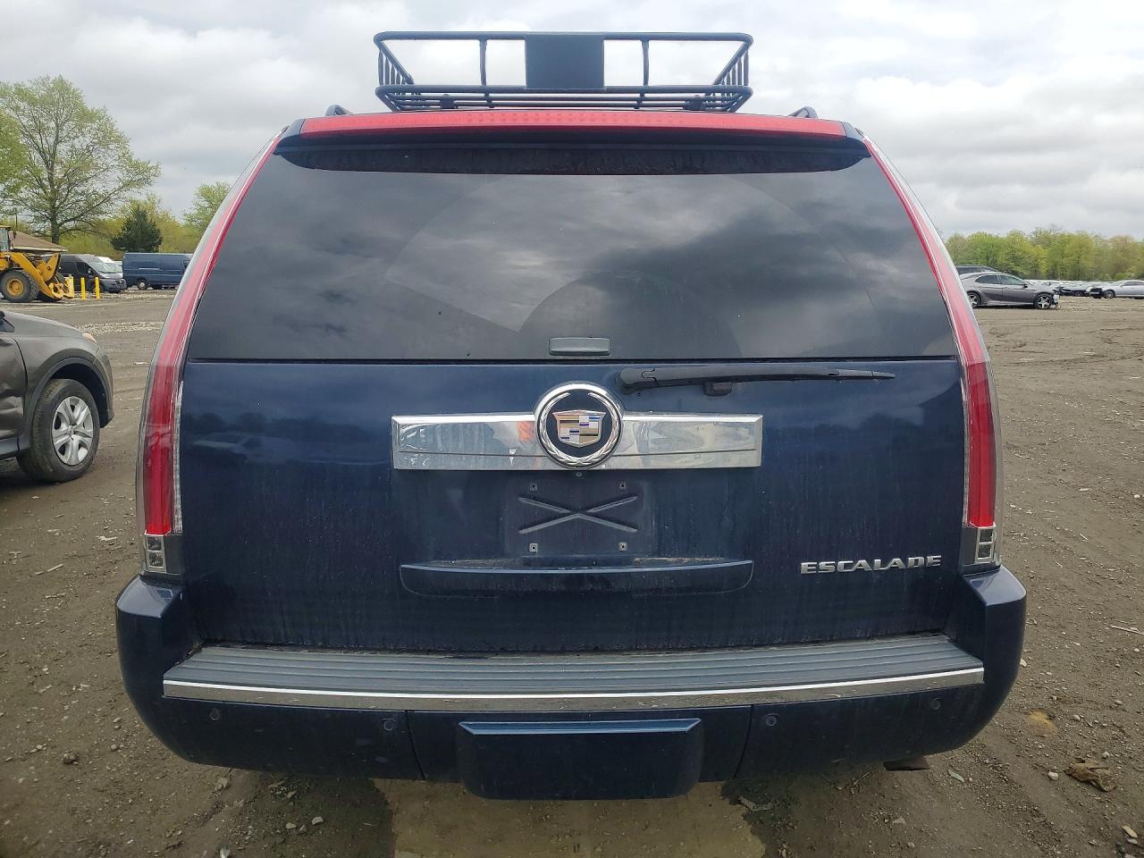 2007 CADILLAC ESCALADE LUXURY photo 16