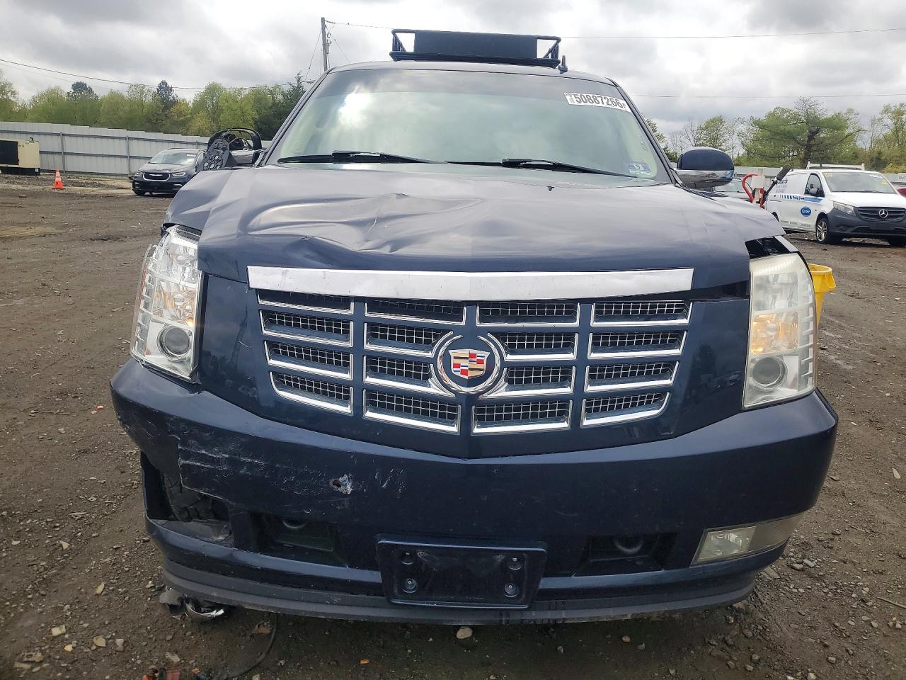 2007 CADILLAC ESCALADE LUXURY photo 13