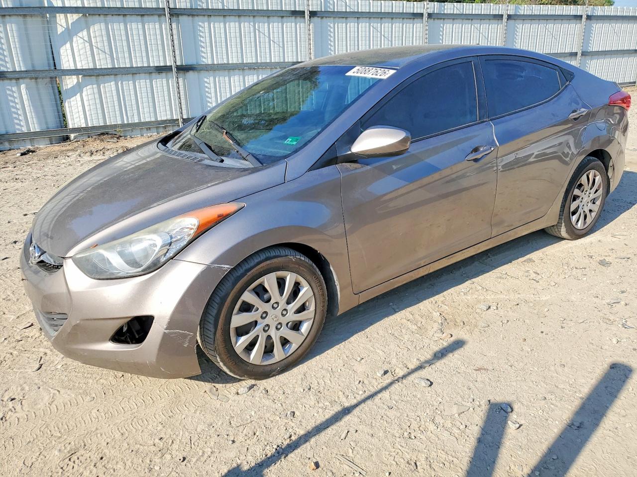 2013 HYUNDAI ELANTRA