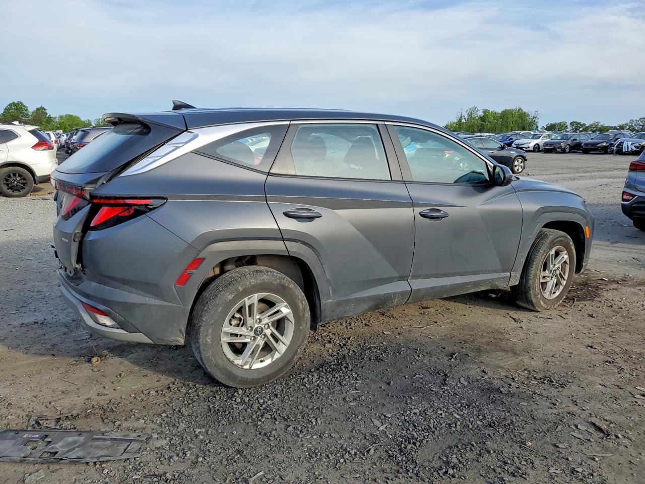 2025 HYUNDAI TUCSON SE photo 5