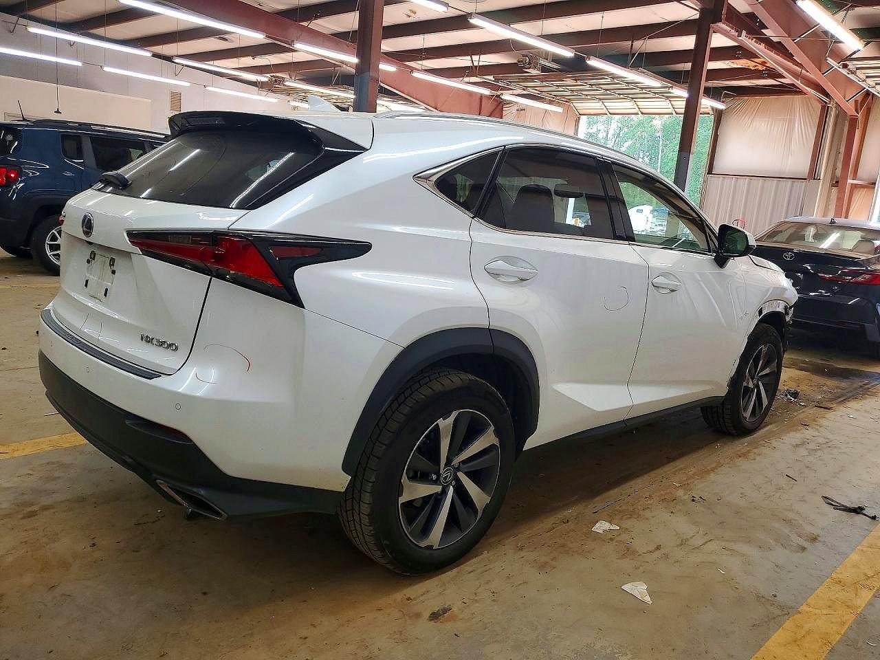 2020 LEXUS NX 300 photo 3