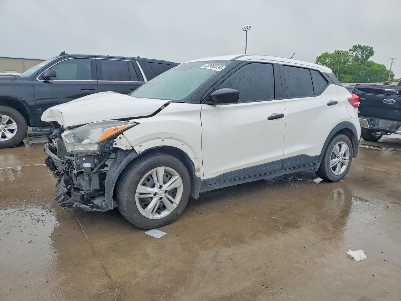 2020 NISSAN KICKS