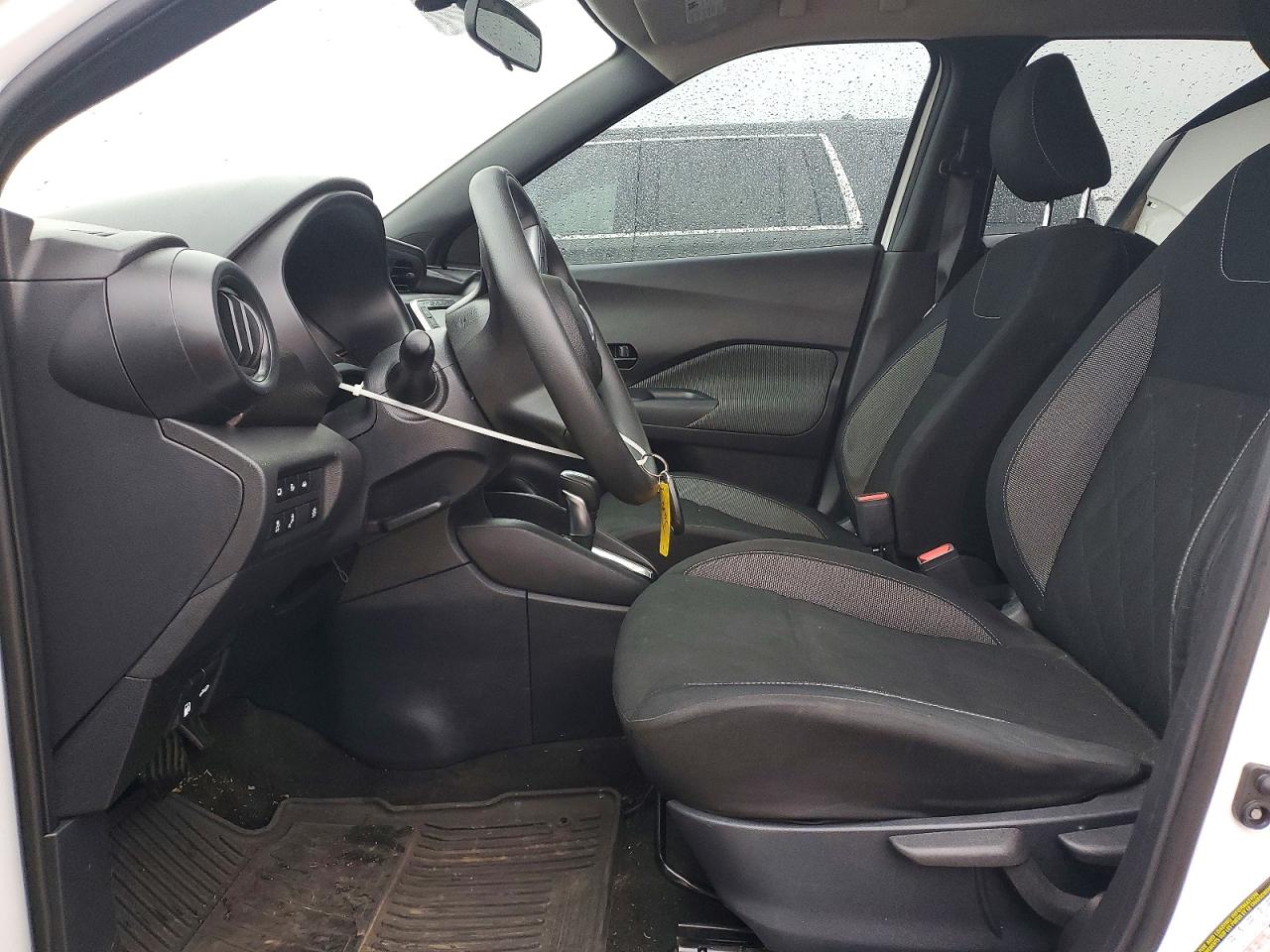 2020 NISSAN KICKS S photo 13