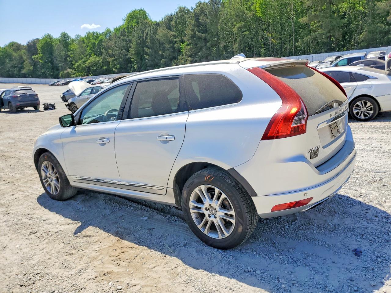 2015 VOLVO XC60 T5 PLATINUM photo 3