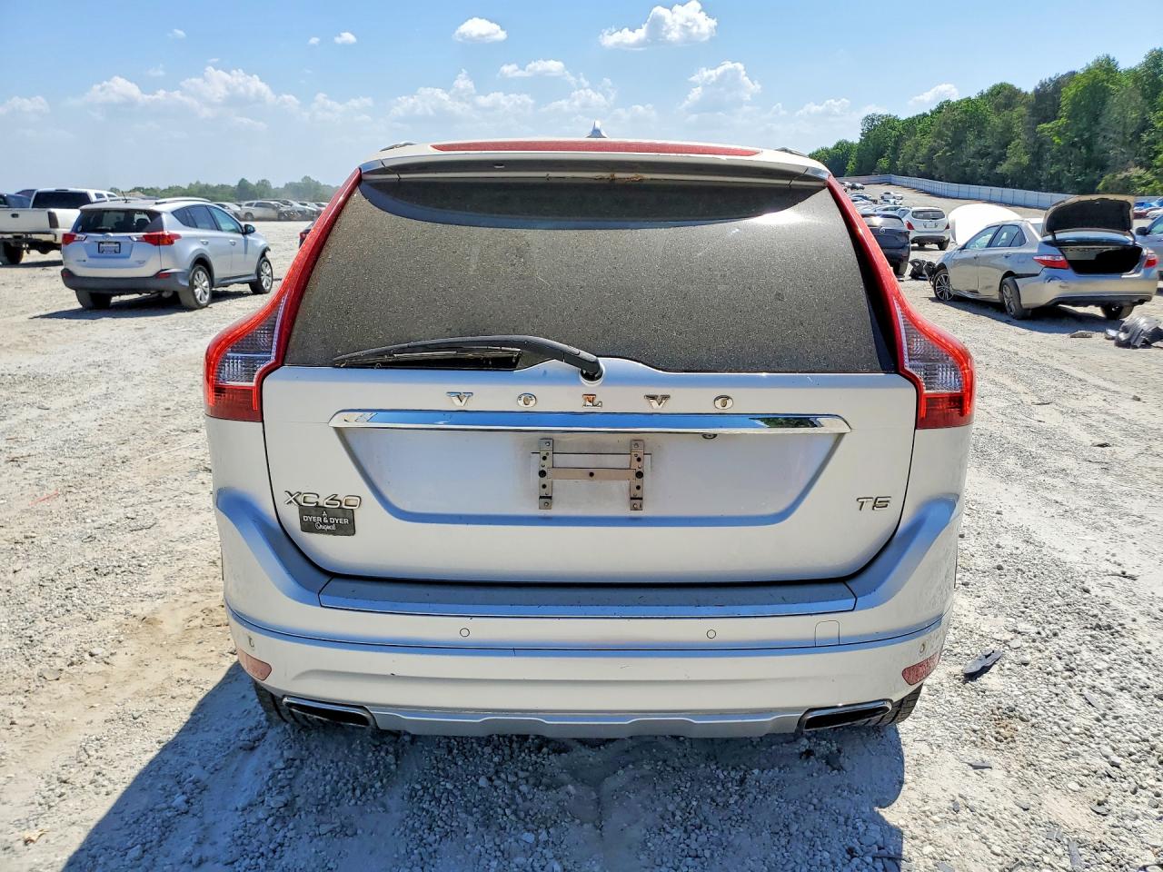 2015 VOLVO XC60 T5 PLATINUM photo 11