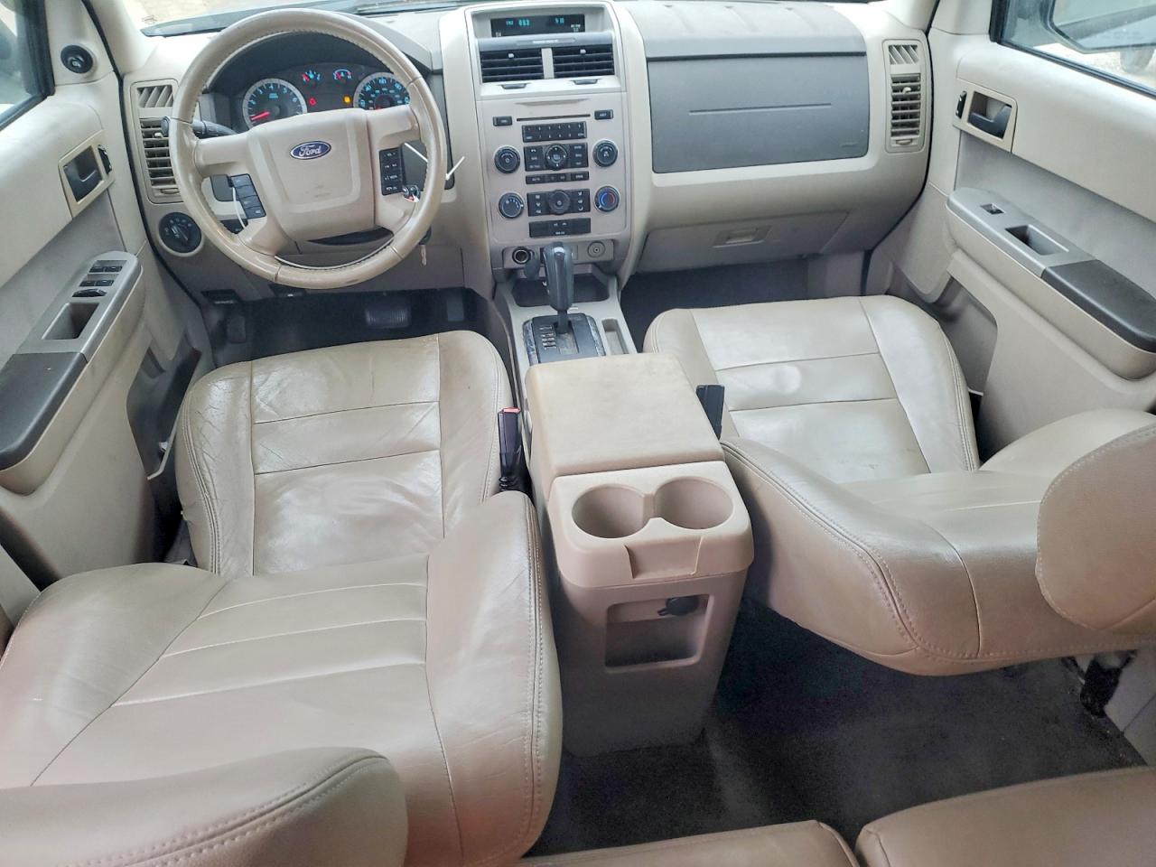 2012 FORD ESCAPE XLT photo 15